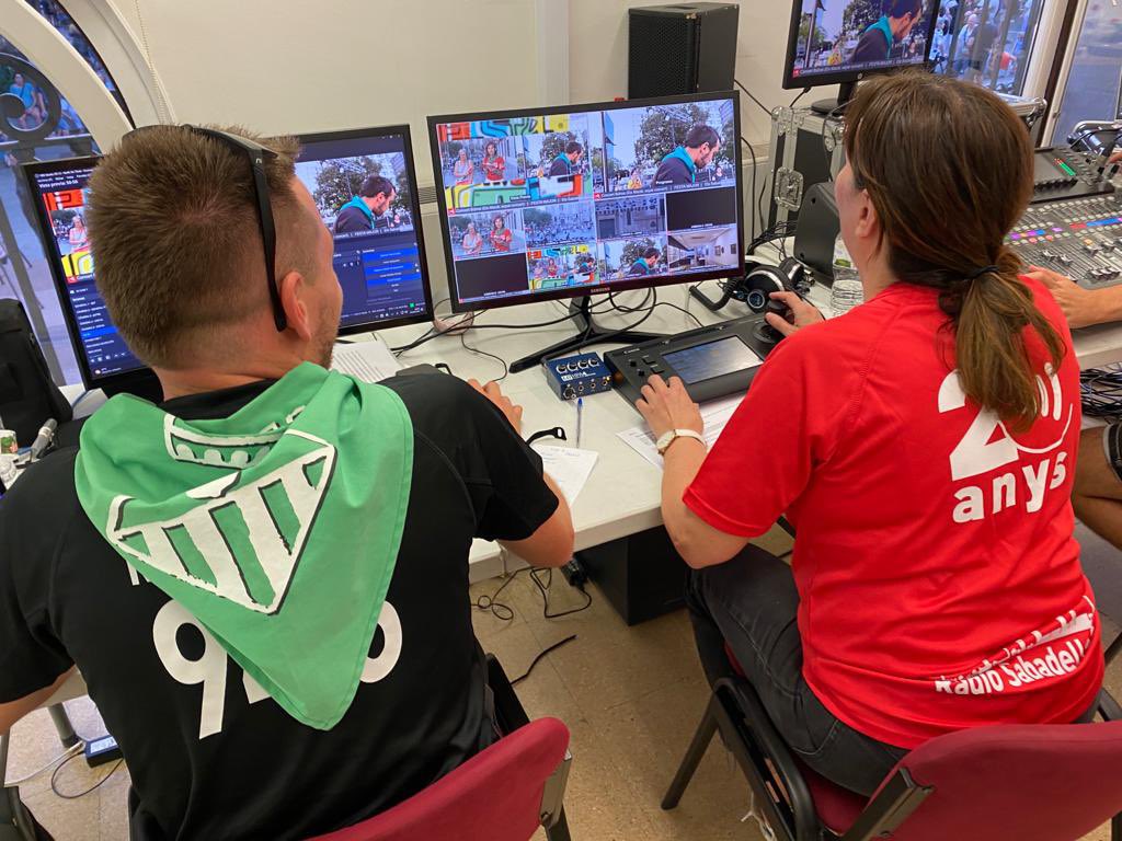rogerbr21's tweet photo. Tot un repte el que hem superat els de @RadioSabadell aquesta #FMSBD23 del primer a l'últim! Orgullós de la ràdio municipal de la ciutat 👏

Comencem nova temporada! https://t.co/Lbz70K2zfi