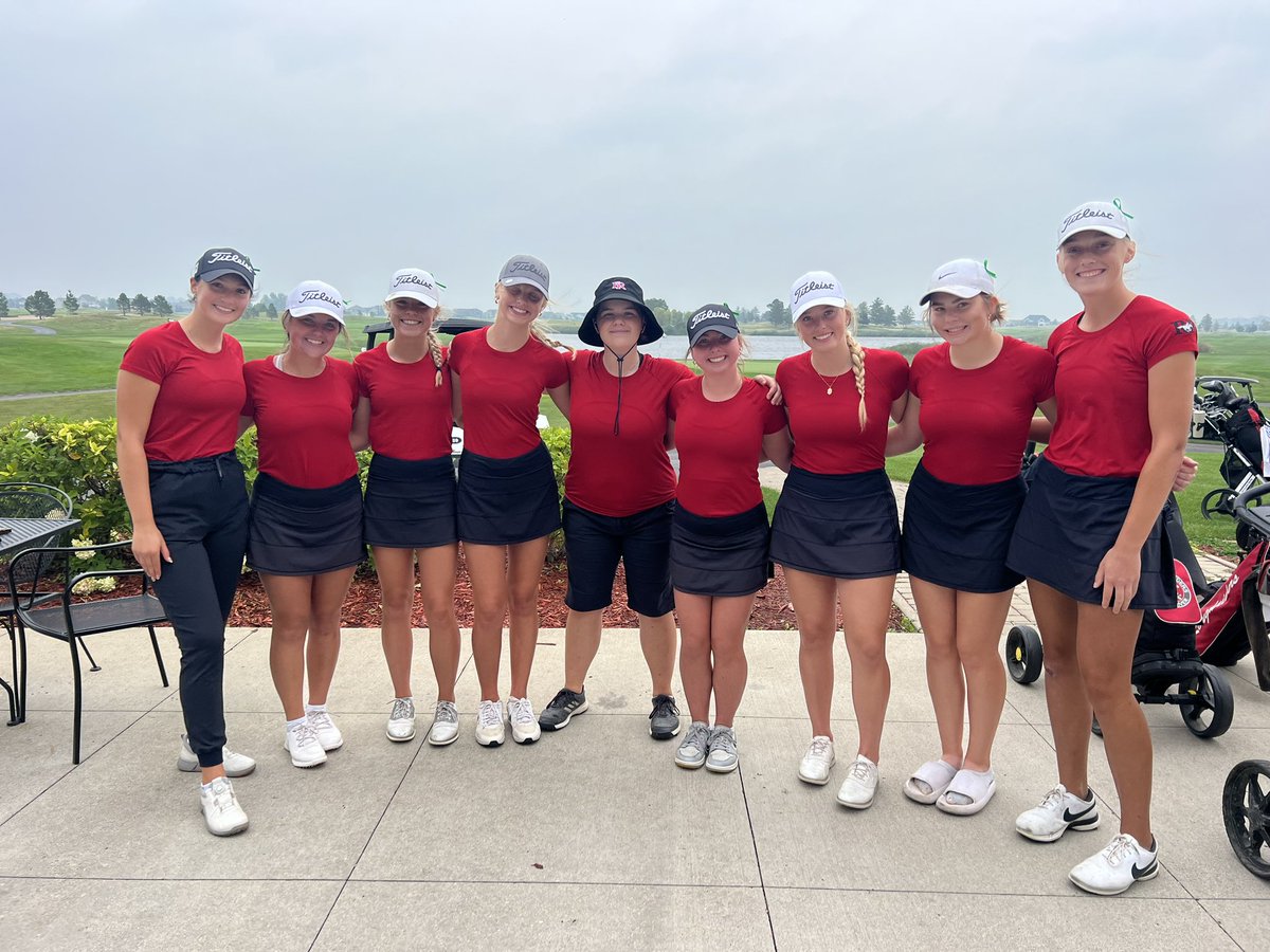 ridersgolf's tweet photo. Riders win @KingsWalkGC in our home invitational! 🏆
Jaya Grube and Lauren Soholt are co-medalists with 74! 🥇
Ella Speidel tied for 5th, Sophie Brakke finished 11th, and Taylor Piepkorn was 15th.
#jaybay #lauriboo https://t.co/Bwy5VuS8sm