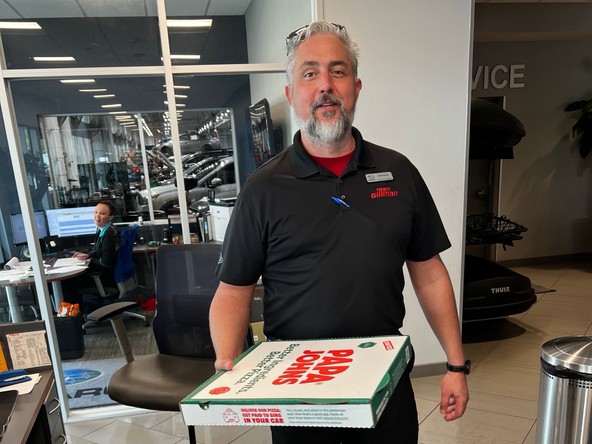 TeamGillman's tweet photo. Everyone say CHEESE! 😄
It's National Cheese Pizza Day here at Team Gillman Subaru North! 🍕

#TeamGillman #Subaru #Houston #CheesePizza #NationalCheesePizzaDay #PapaJohns https://t.co/KxB4V0UCQa