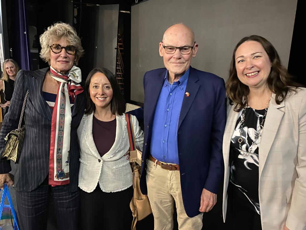 👏 Important lessons <a href="/JFK_SS/">Kennedy SummerSchool</a> on pressing forward and hope for the future across political persuasions - thank you, <a href="/JamesCarville/">James Carville</a> and Mary Matalin! 
(PPRI Director <a href="/slconnaughton/">Stacey Connaughton, Ph.D.</a> on the right)