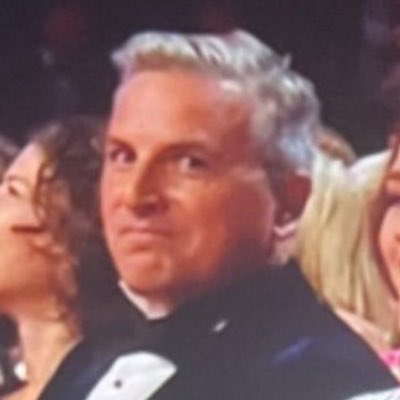 vexs_earring's tweet photo. #NewProfilePic just logged in to see #bentakeover eheheheh https://t.co/3J65CpDCgy