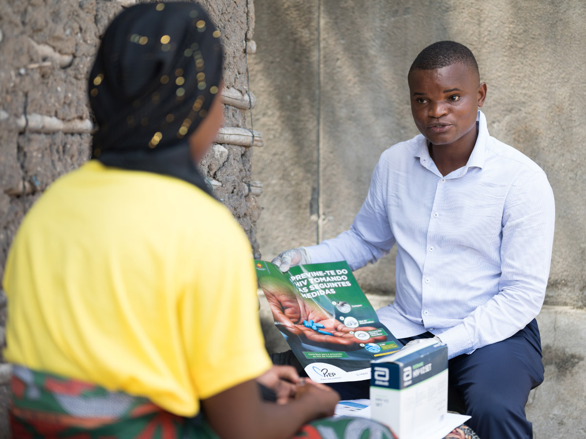 ICAP_ColumbiaU's tweet image. #IndexTesting is a vital tool for preventing #HIV transmission to close contacts of a positive individual. In Nampula, Mozambique, many clients live in rural areas with limited access to reliable transportation. 
Read more about how lay counselors help bridge this gap to provide