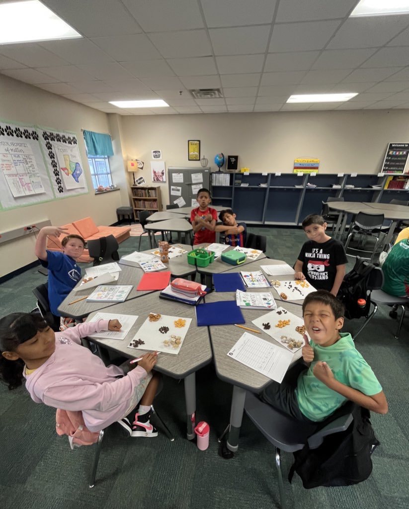 Melanie White tweet media