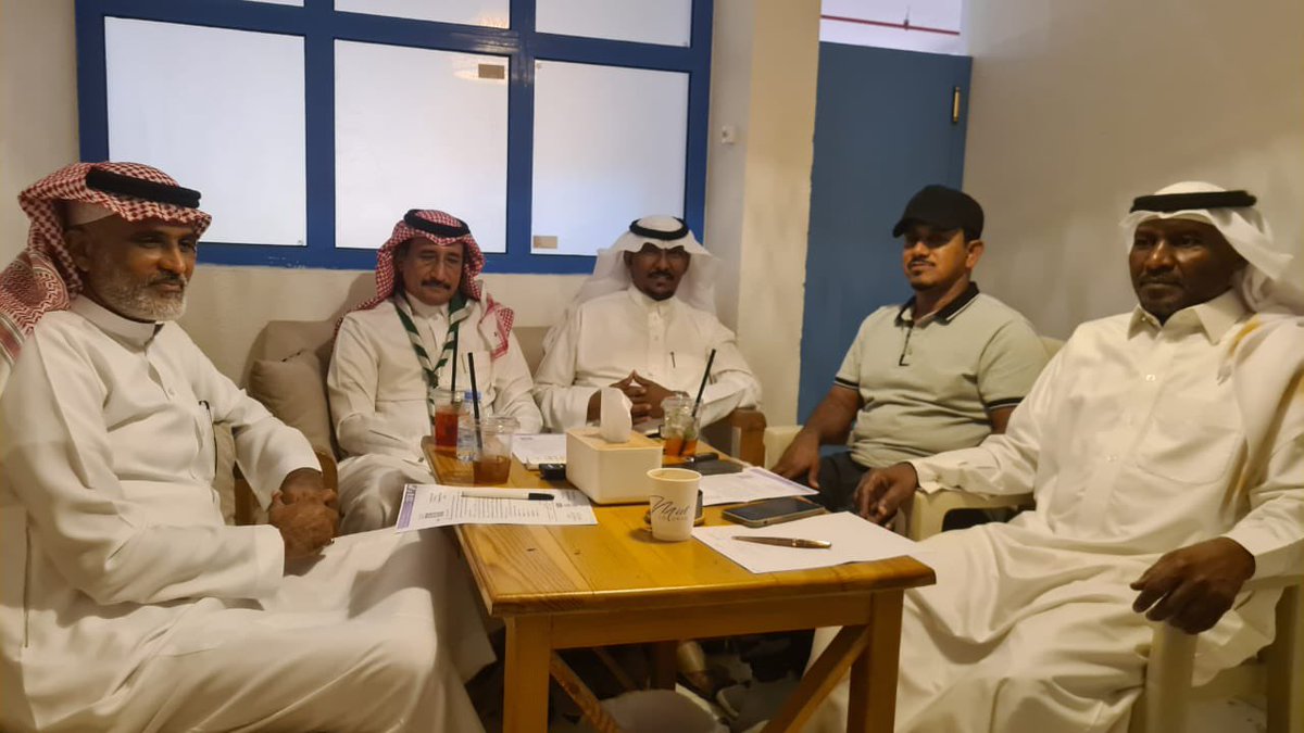 عقد أعضاء مكتب #رواد_كشافة_ #صامطة  الاجتماع التحضيري لمناقشة الاستعداد للاحتفاء باليوم الوطني للمملكة العربية السعودية ال 93 تحت شعار "نحلم ونحقق"وذلك برئاسة مدير  المكتب الاستاذ عبدالوهاب قهار