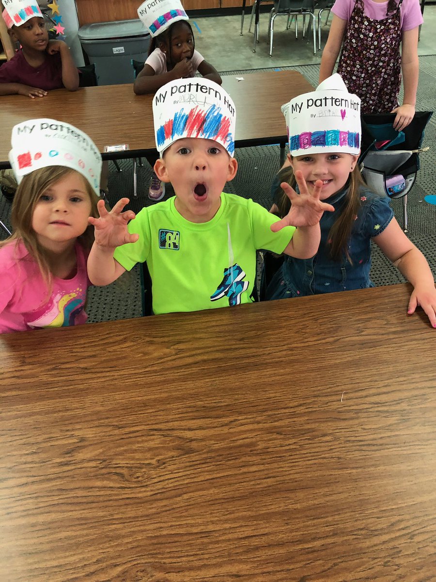 Ms. Fitzkee’s &amp; Mrs. Stephens’ Kindergarten class celebrated their knowledge of patterns by making pattern hats! 🎩 🧢 👒