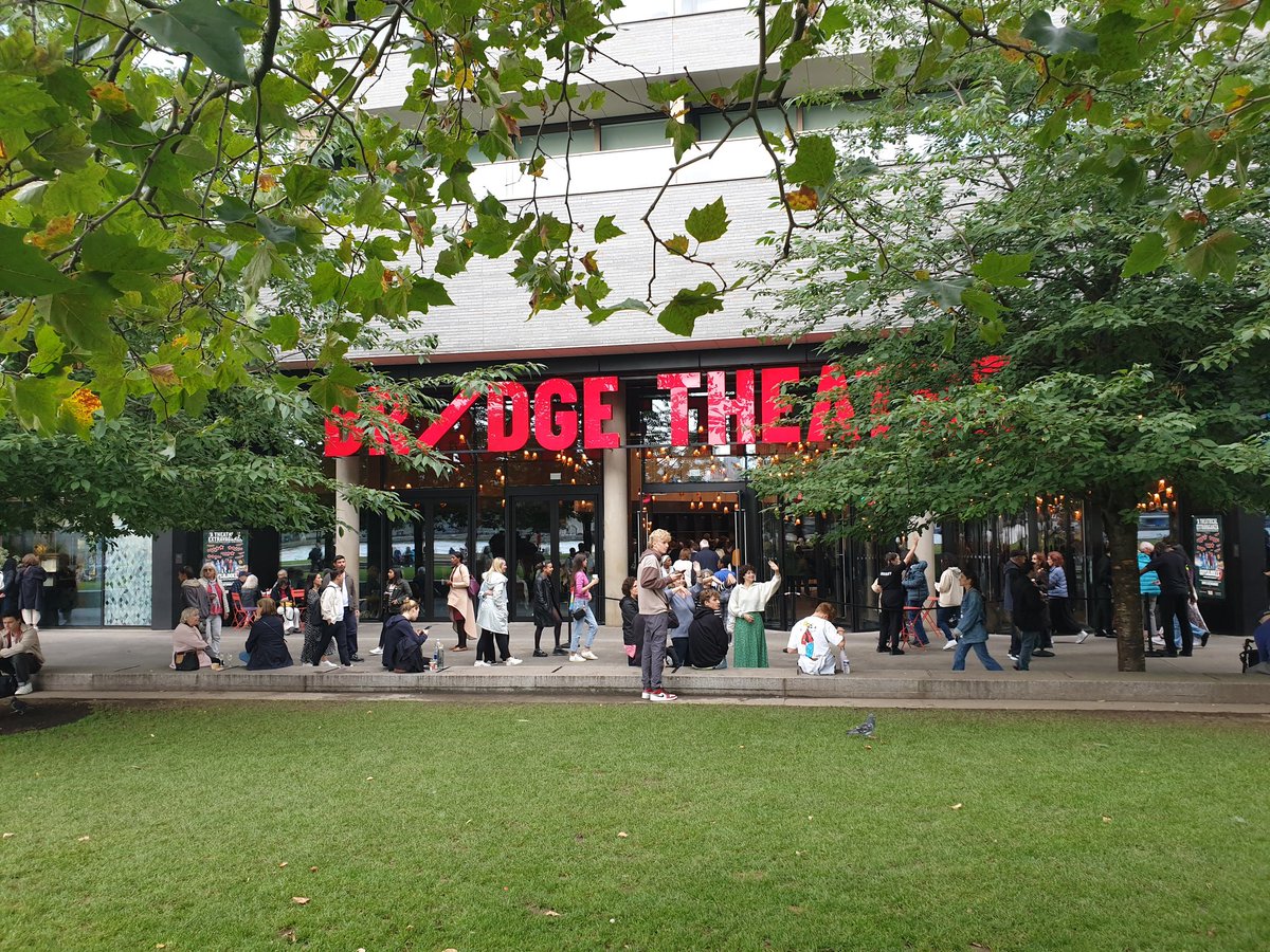 Ralph_is_Happy's tweet photo. 3rd show (Thu) was the immersive #GuysAndDolls at @_bridgetheatre in the pit! Wow, great to be so close to all the wonderful performers and genuinely feel part of the show with interactions.

Picture with @CelindeSchoen was from @LITPMusical few years ago - 🙏 https://t.co/ae8fa8hxG2