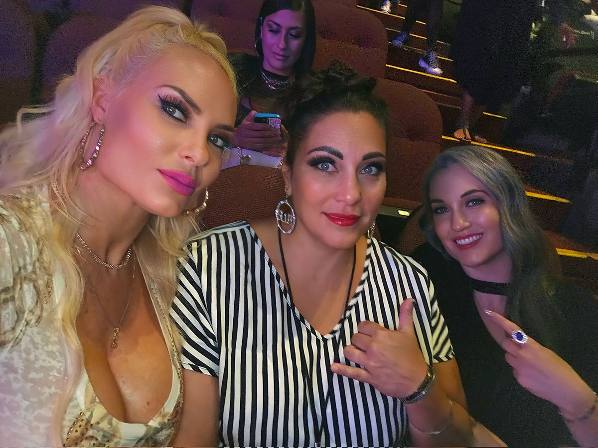 cocosworld's tweet photo. If you guys have a chance to go to @llcoolj #theforcetour !! 
  I've been on many tours with Ice and this was definitely memorable! Ice of course ripped the stage up as usual!  Go to my IG for more pics  and info
#SimoneSmith #TiffanyHaddish https://t.co/pMcIP9Nh61