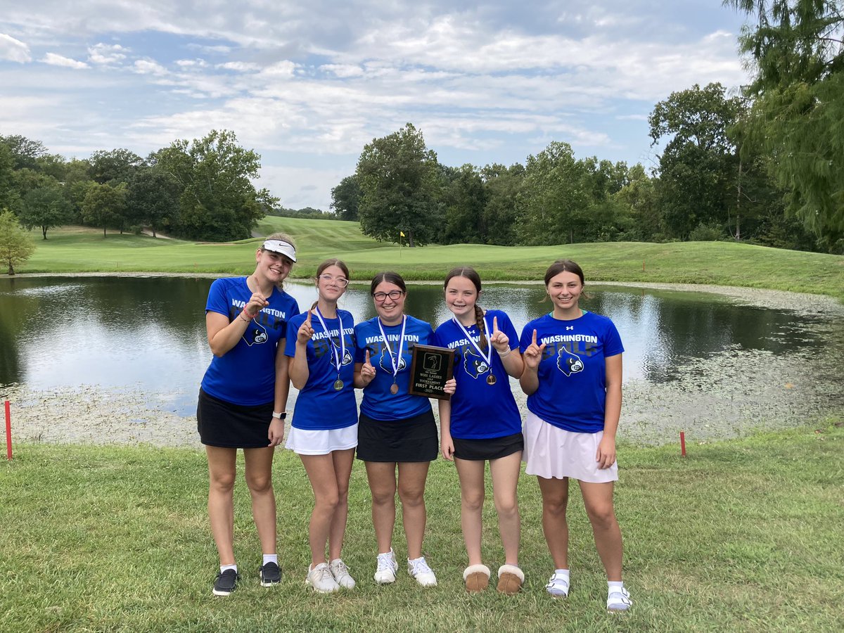 WashMOGirlsGolf's tweet photo. 9th Annual Washington Golf Tournament CHAMPIONS! 15 schools and 75 girls participated in this years tournament. Ella Martin (93) placed 9th, Molly Buschmann (92) came in 8th, and Abby Blackwell placed 1st shooting an eight over 79! Congrats girls! You earned it! https://t.co/gP82QXxX6x