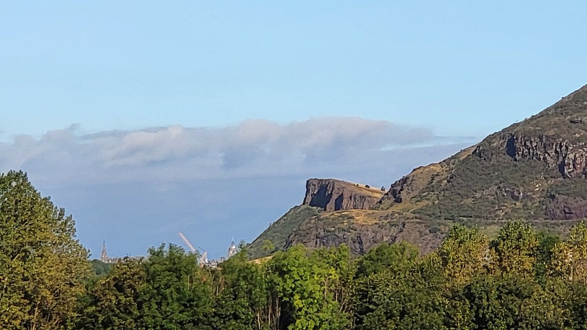 jaysays's tweet photo. ~3.5 years ago, I had a grim prognosis. During treatment, I lost feeling in my lower legs/feet and hands. I could barely walk. The past 10 days we toured Ireland and Scotland. I walked an average of 9 miles per day with stairs and crazy hills. I'm still here. #remission #fcancer https://t.co/zywX8aj0HU