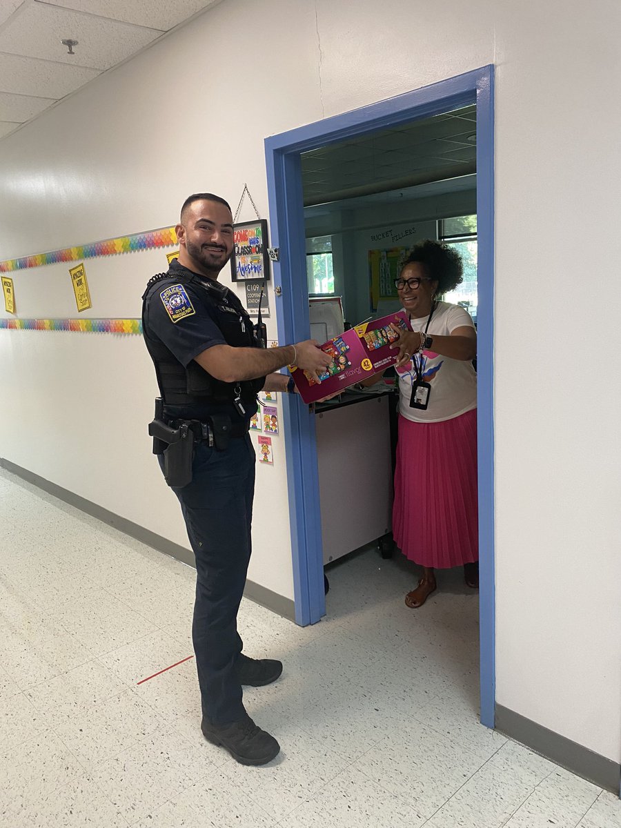 MiniCougars tweet media