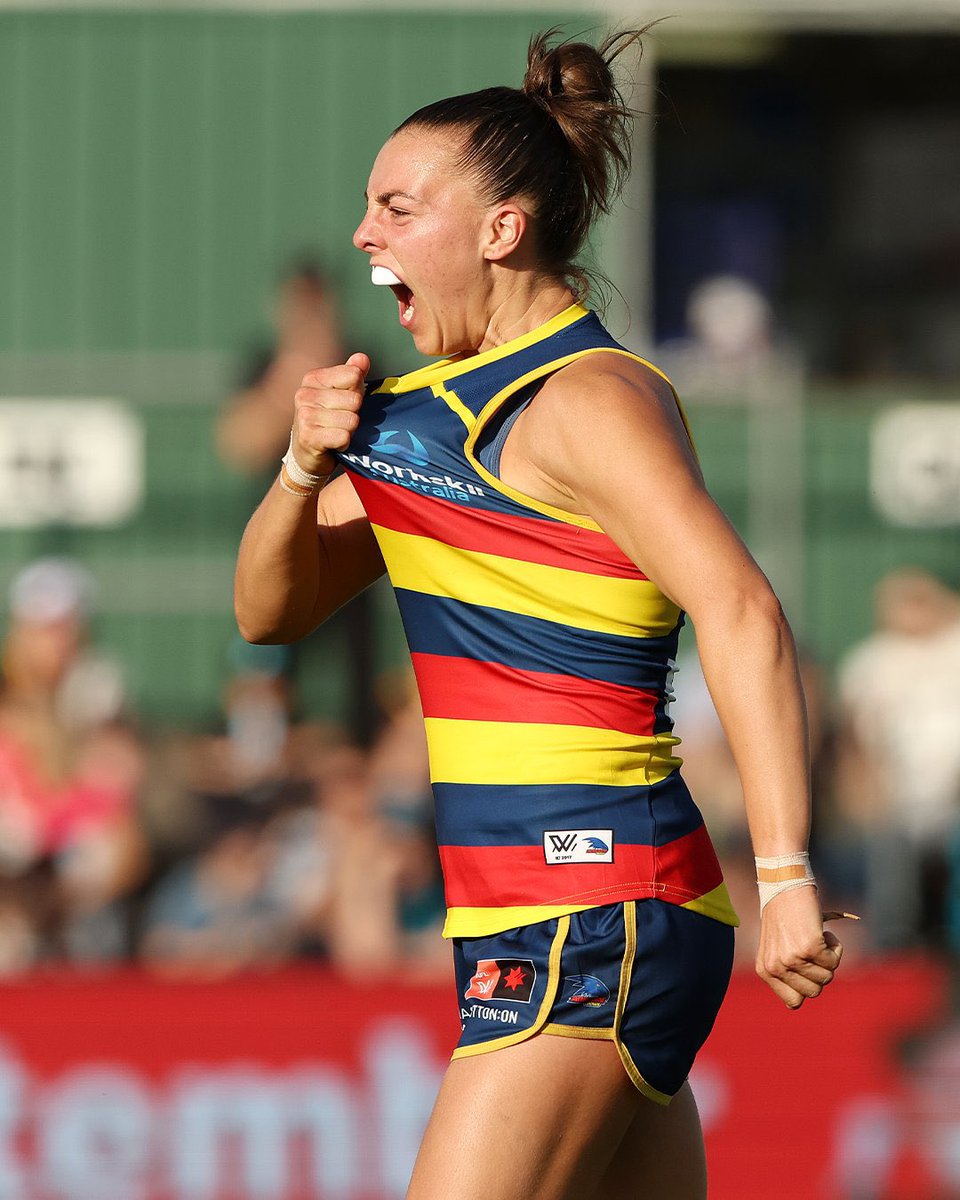 Crowject's tweet photo. 🚨 NEW POD! 🚨 

On a YUGE episode, Sophie, Lleyton & Peter go through it all:

🎙️ our R1 AFLW DUB against Poort 🎙️ All of your feedback including your phonecalls! 🎙️ Our SANFL QF win! 🎙️ All the latest news!

More segments and the rest of our pod on our Patreon!

#weflyasone #afl #aflw #crowject #adelaidecrows #crowsaflw #podcast #gocrom