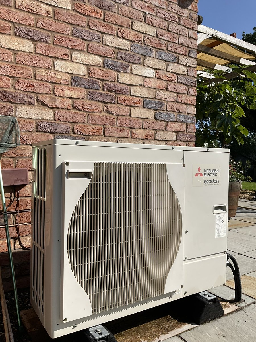 air2heat's tweet image. In Minsterley, Shropshire to carry out an Ecodan air source heat pump service. The unit is a 5KW PUHZ-W50VHA2R1 with a Pre-plumbed cylinder. Second year of maintaining the system #heatpumpservice #ecodan #heatpump #heating