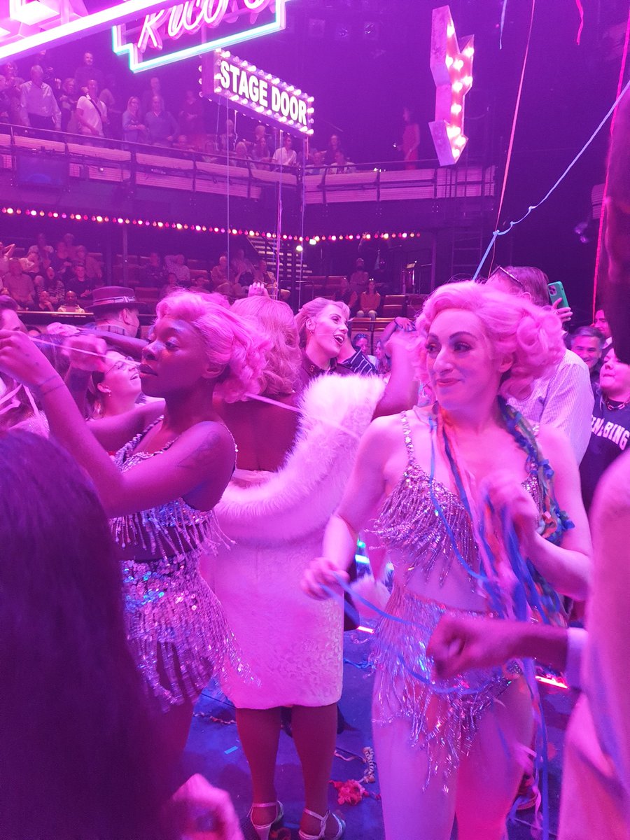 Ralph_is_Happy's tweet photo. 6th show was return to @_bridgetheatre to see #GuysAndDolls again in the pit, where else would you want to be. Great to see all the wonderful perf incl @iamcedricneal @CelindeSchoen and @marishawallace .

Pic with Marisha from @WaitressLondon few years ago 🙏 https://t.co/06MLJhZ5qU