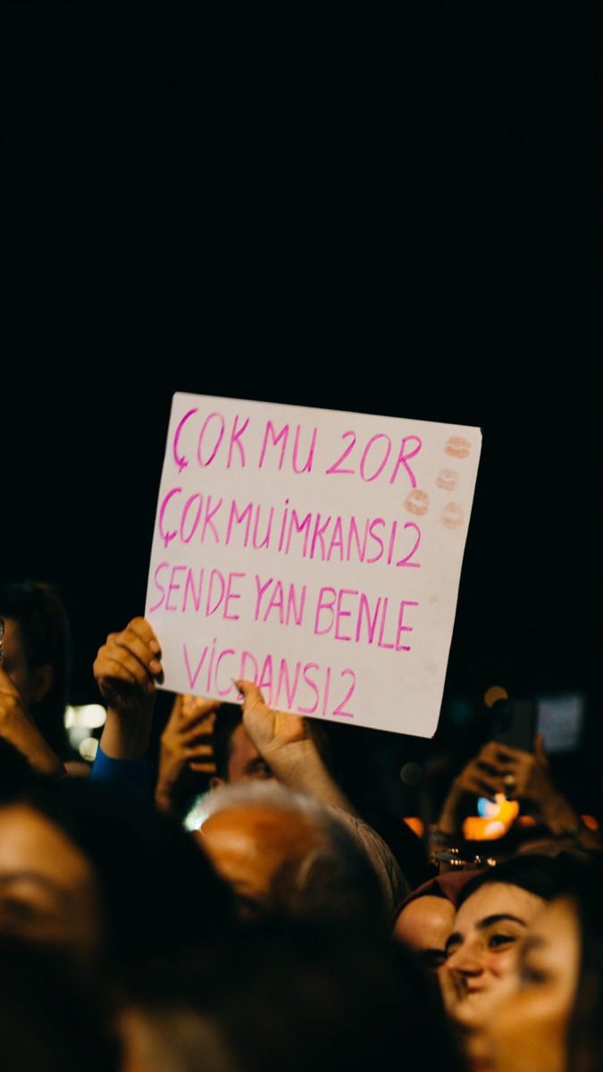 sen de yan benle vicdansız
