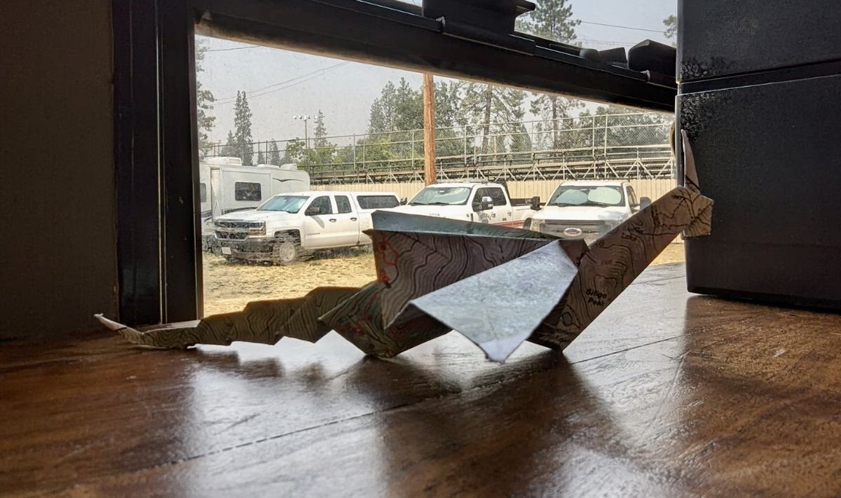 A few more #GIS glamour shots from Weaverville where we are supporting Interagency Incident Management Team 10 on the #DeepFire in the the #TrinityAlpsWilderness.

#wildfire #origami