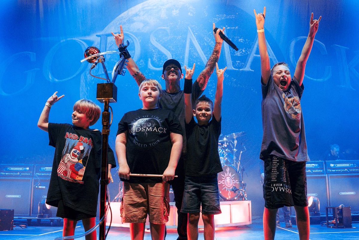 Godsmack tweet media