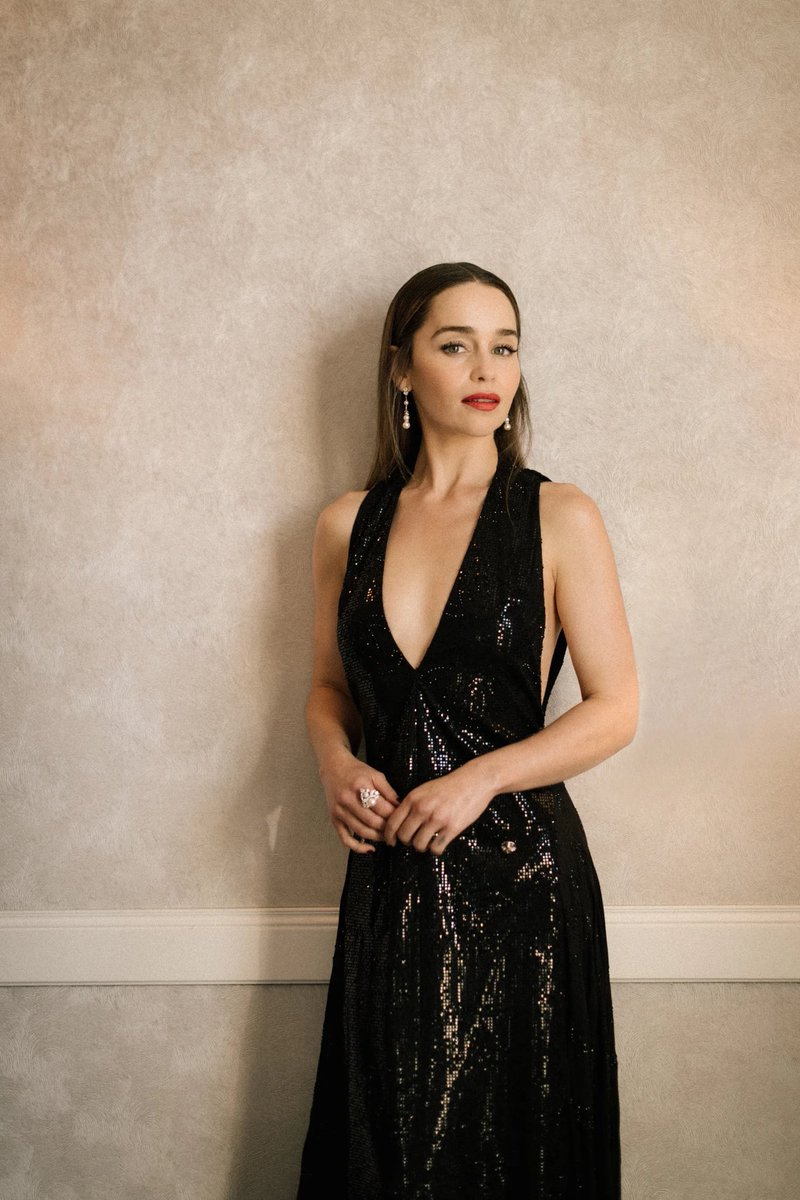 eclarkenetwork's tweet photo. New pictures of Emilia Clarke from the Deauville Festival. 😍 https://t.co/oDINcvqi2z