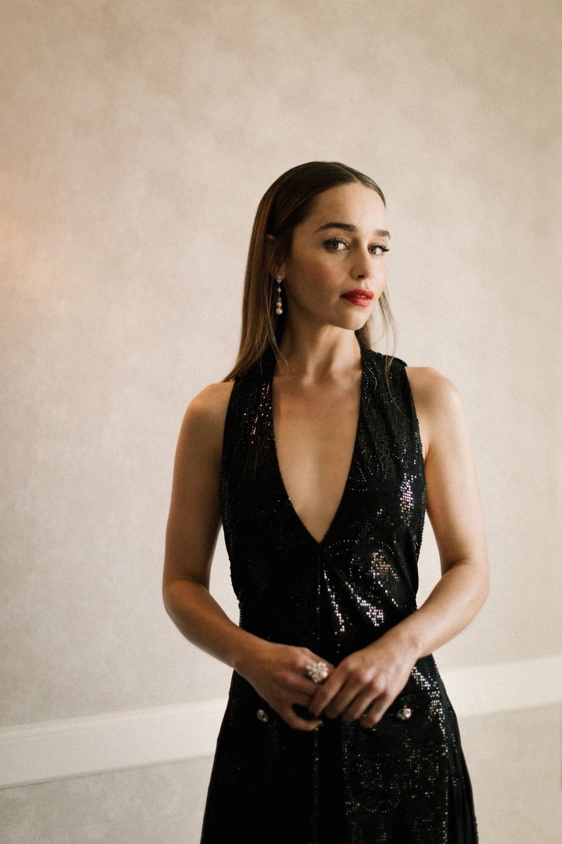 eclarkenetwork's tweet photo. New pictures of Emilia Clarke from the Deauville Festival. 😍 https://t.co/oDINcvqi2z