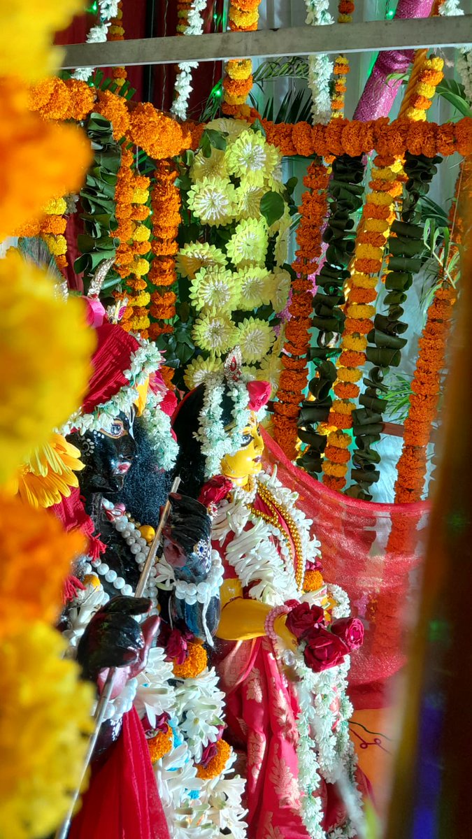 #Janmashtami #KrishnaJanmashtami ki ap sabiko dhero sari shubkamnaya #KrishnaJanmashtami2023 Hare krishna Our Temple idol