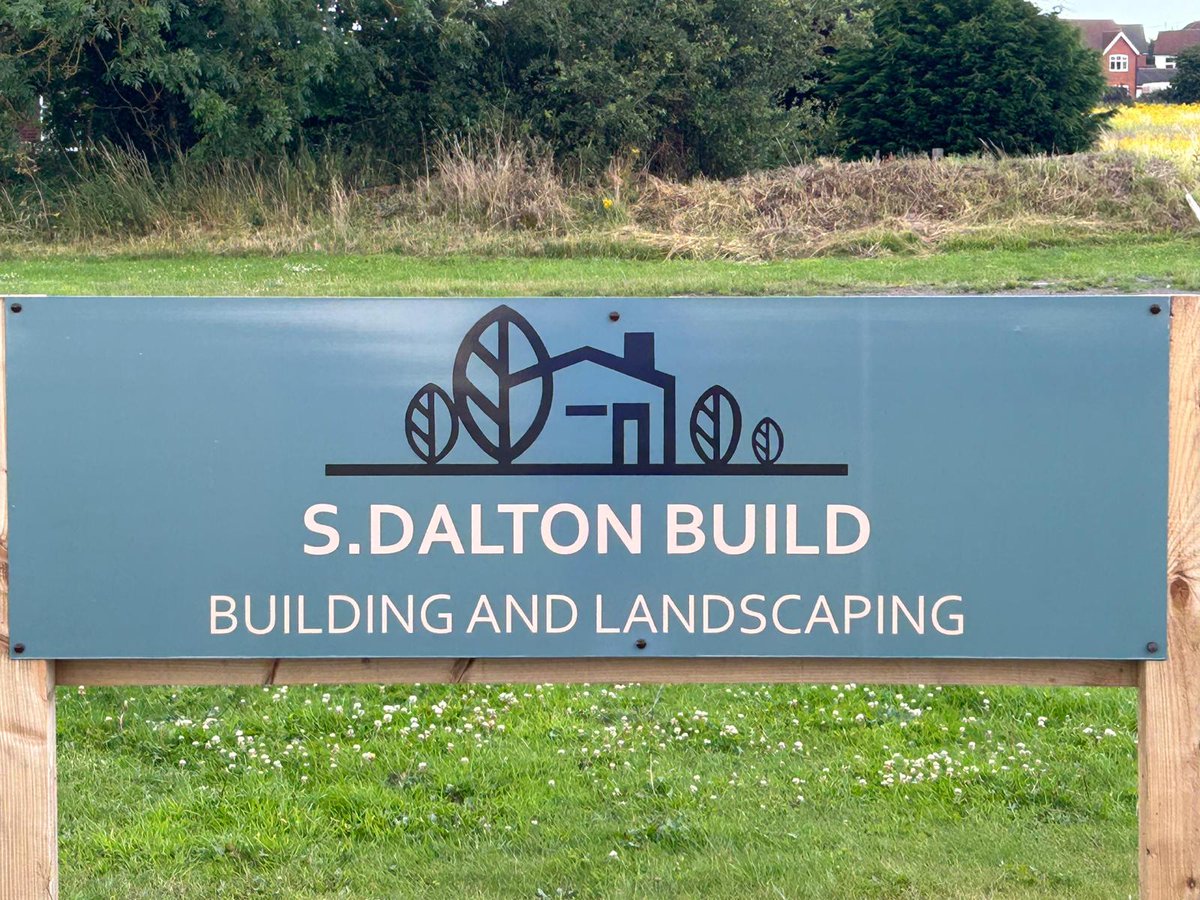 We want to take the time to thank another sponsor of ours, S.Dalton Builds Dalton is a local tradesman specialising in building and landscaping. We thank you for your support over the season. #sponsorship #advertising #scotter #sufc