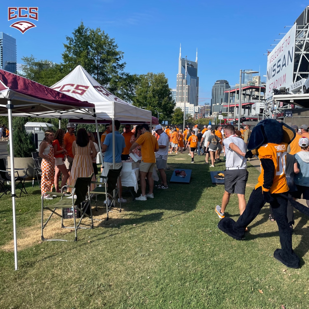 On Saturday, ECS alumni and community gathered for a tailgate outside of Nissan Stadium before the Tennessee Volunteers' football game in Nashville! It was a fun time for all! 

#ECSalumni #ECScommunity #ECSeagles