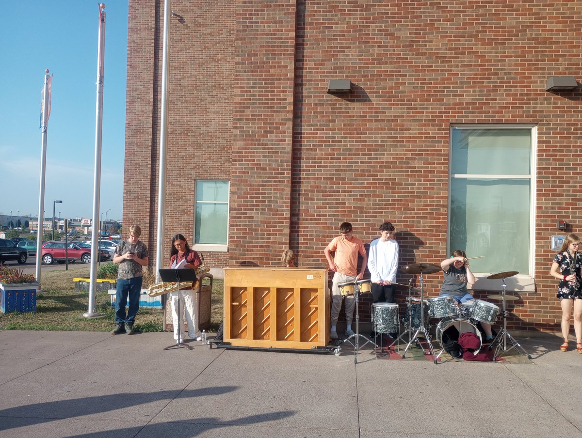 Denfeld Band tweet media