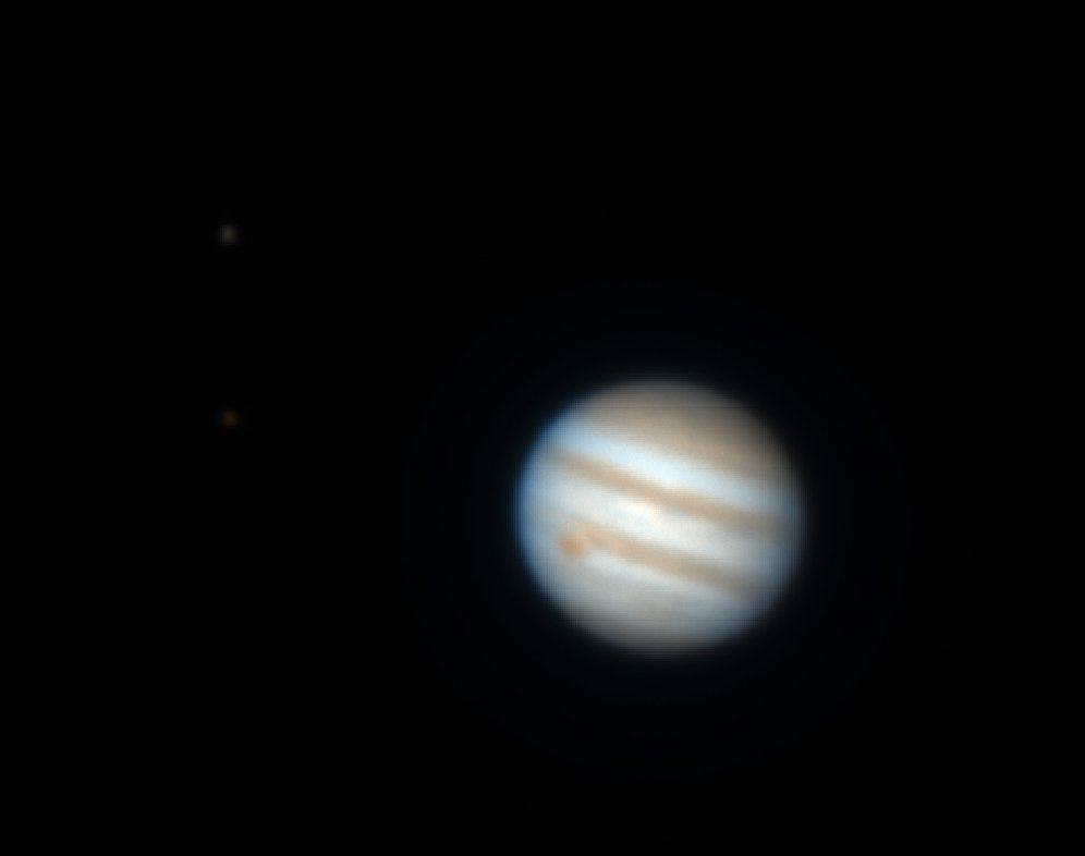 NGC3314's tweet photo. Moving outward in @DragonCon Live Astronomy images - Jupiter, from Sunday night. Great Red Spot, Ganymede to upper left and Io below it. @SARA_Obs  Kapteyn telescope, La Palma. Color a bit enhanced using wavelength baseline from U to H-alpha filters. @dconspacetrack https://t.co/CgWF8eKD8G