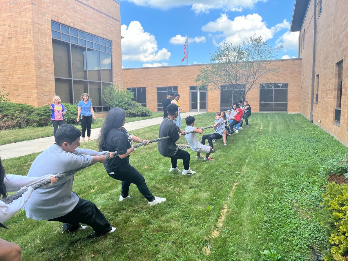 fugeesfamily's tweet image. Happy first day of school, Teranga Academy Mad River! 🎉🎉

We're so glad you're part of the Fugees Family, @MADRIVERLOCAL 💚