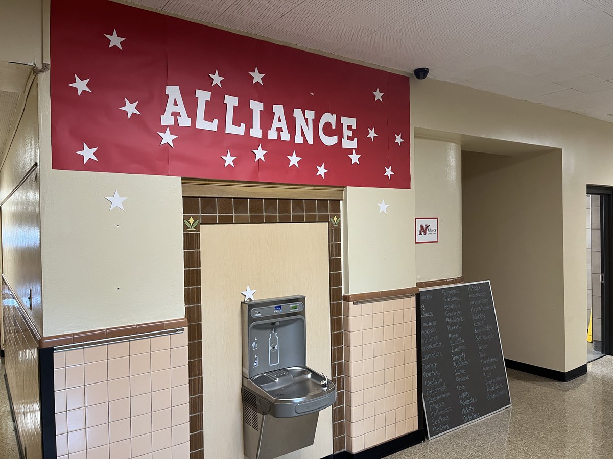 Neenah Joint Schools tweet media