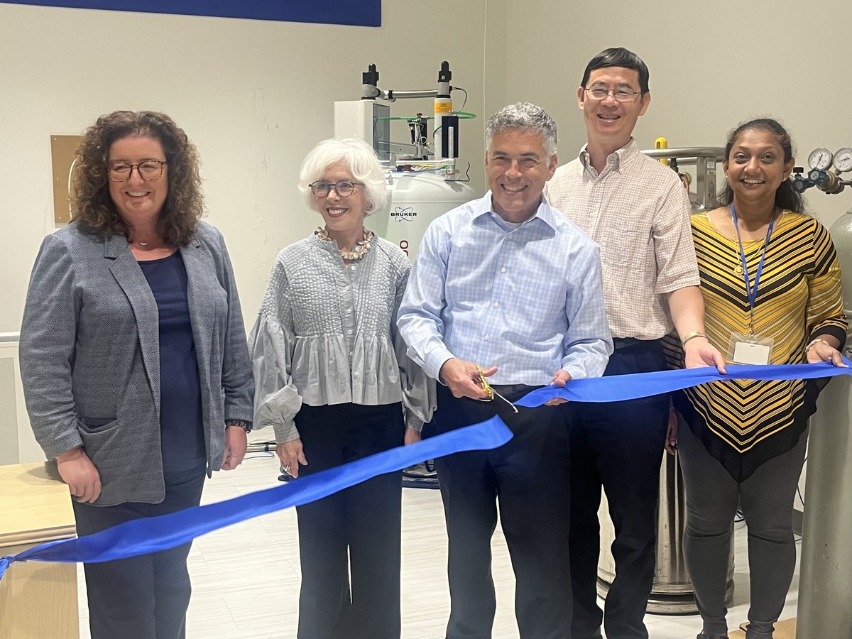Tom Nolin (@tom_nolin) on Twitter photo Excited to unveil <a href="/pittpharmacy/">Pitt Pharmacy School</a>ās new <a href="/Bruker/">Bruker</a> Avance NEO 400 MHz NMR System! An incredible resource that provides unique capabilities and research opportunities. H2P! <a href="/PittResearch/">PittResearch</a> Excited to unveil <a href="/pittpharmacy/">Pitt Pharmacy School</a>ās new <a href="/Bruker/">Bruker</a> Avance NEO 400 MHz NMR System! An incredible resource that provides unique capabilities and research opportunities. H2P! <a href="/PittResearch/">PittResearch</a>
