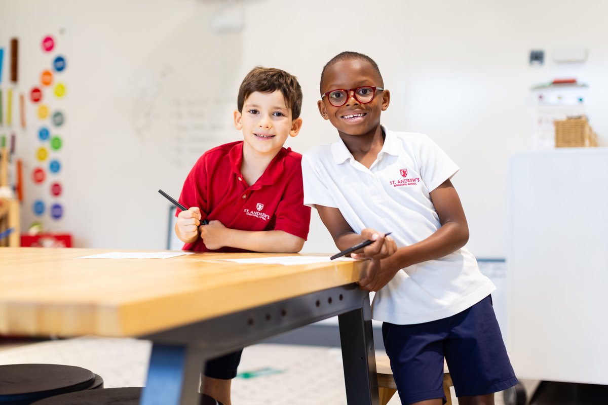 SAES's tweet photo. Welcome back to school, Lions!🦁 Whether it was your 1st day of class in the Lower School or  participating in the Middle or Upper School orientation activities, we are so excited to have all our students back on campus for the new school year!📚 #GoLions #backtoschool #firstday https://t.co/DG6srQayVF