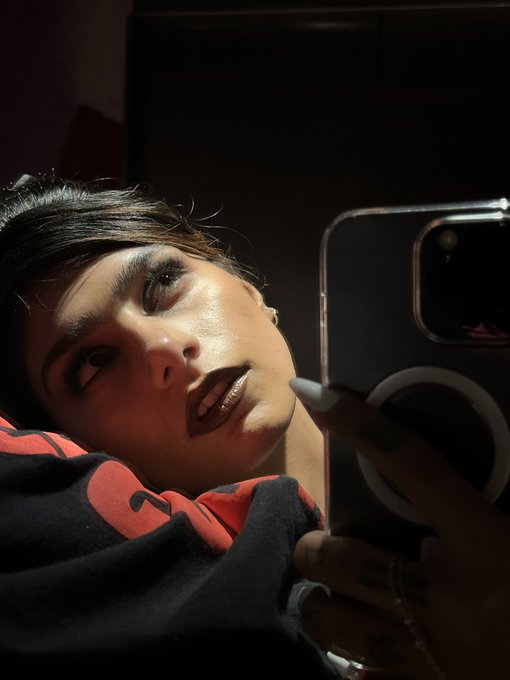 BEAT BY ISAMAYA FRENCH HERSELF !!! 🥀🖤 https://t.co/ndYwIC40kh