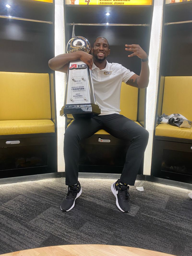 Want to congratulate <a href="/DavidWatkins_22/">Dwats ™</a>  on his 1st coaching job.  He will be an assistant for Daytona State College.  D1 Juco ranked top 10 in the country last year.  Expect a great year again.  

#brimmergang

on his way down to Florida  stopped and picked up his  A10 Ring