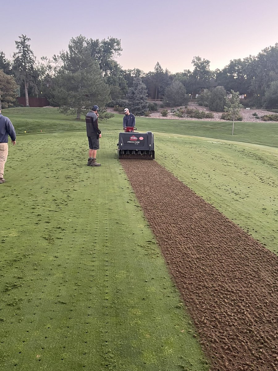 GarrettNaill1's tweet photo. Great weather for fall aerification. Verticut, Deep Tine, Core Aerification, heavy topdress and amendments finished today https://t.co/towIu6tNAn