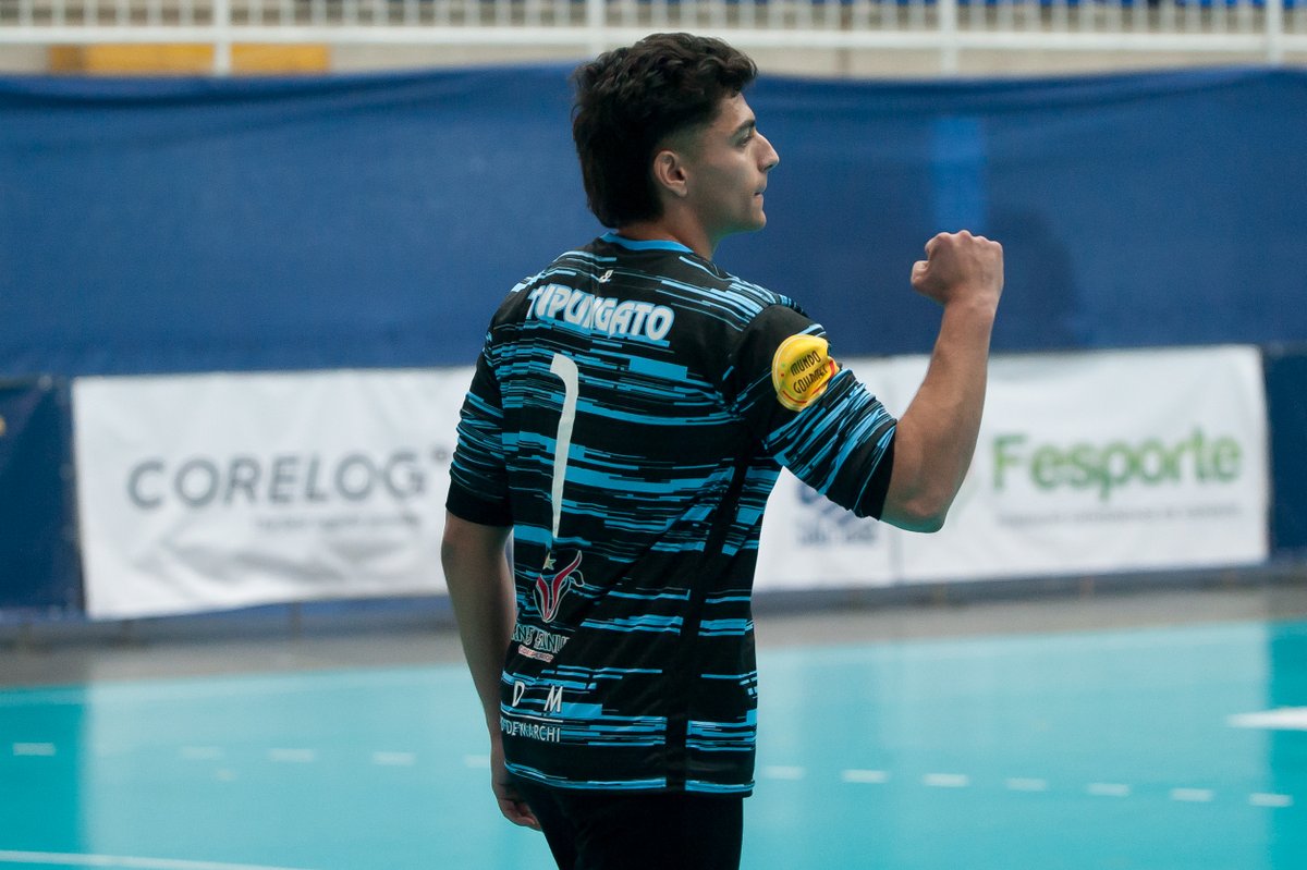 ¡Excelente comienzo para Tupungato en el Sur-Centro de Clubes Junior!

El equipo mendocino tuvo un gran debut en el torneo subcontinental derrotando a Unión Machalí 🇨🇱 35:24. Mañana el equipo de Rubén Maya tendrá su segunda presentación frente a Ovalle 🇨🇱 a las 14hs.

📸 Coscabal