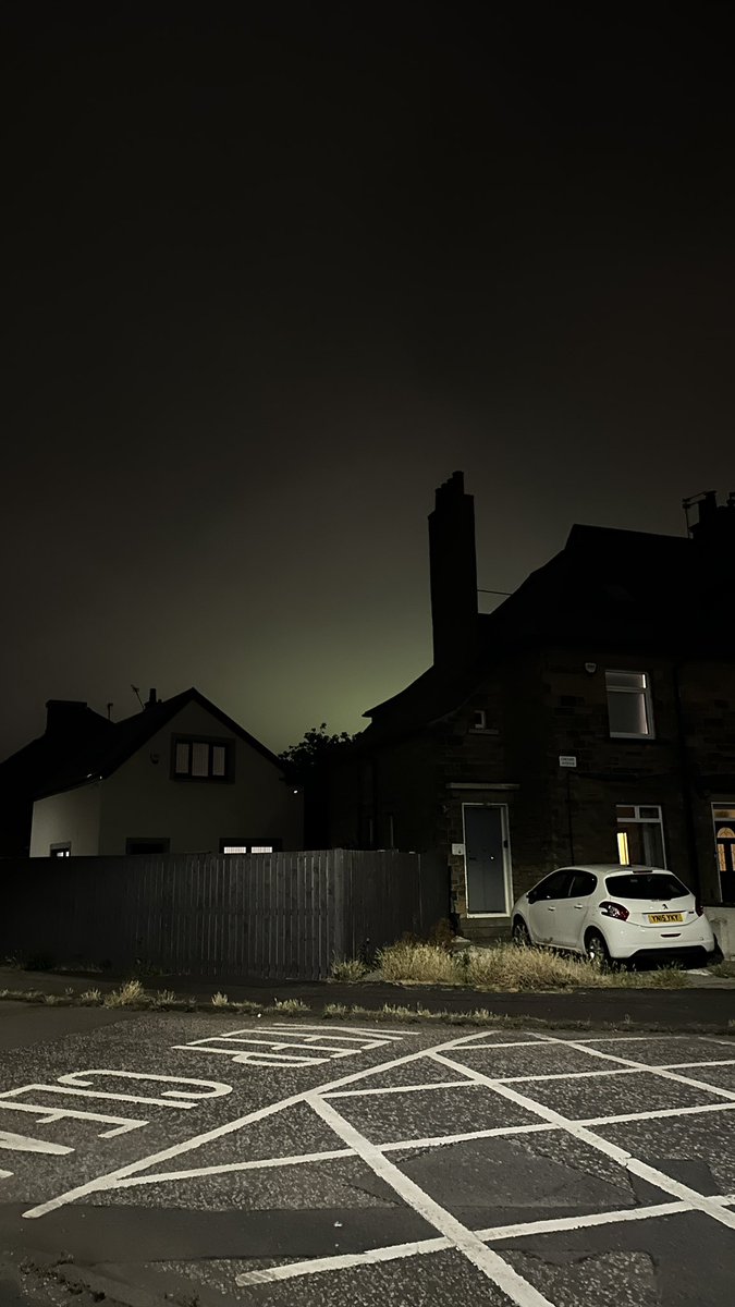 jayanth__gowda's tweet photo. Aurora sighting at Edinburgh , Scotland
#visitscotland #scotland #edinburgh #travel #shotonapple #shotoniPhone https://t.co/ip1AhmjXUB