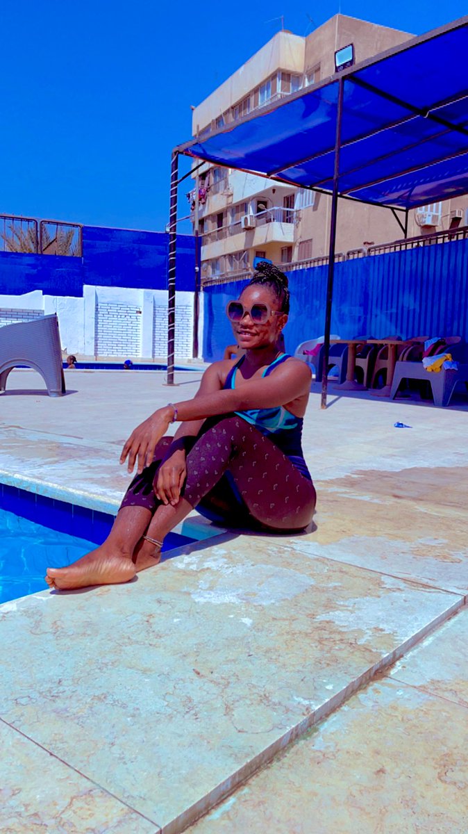 Sunshine_touch2's tweet photo. Pool 🏊‍♀️ #pool #PoolParty #sunshine https://t.co/ZF9AEdEzB8
