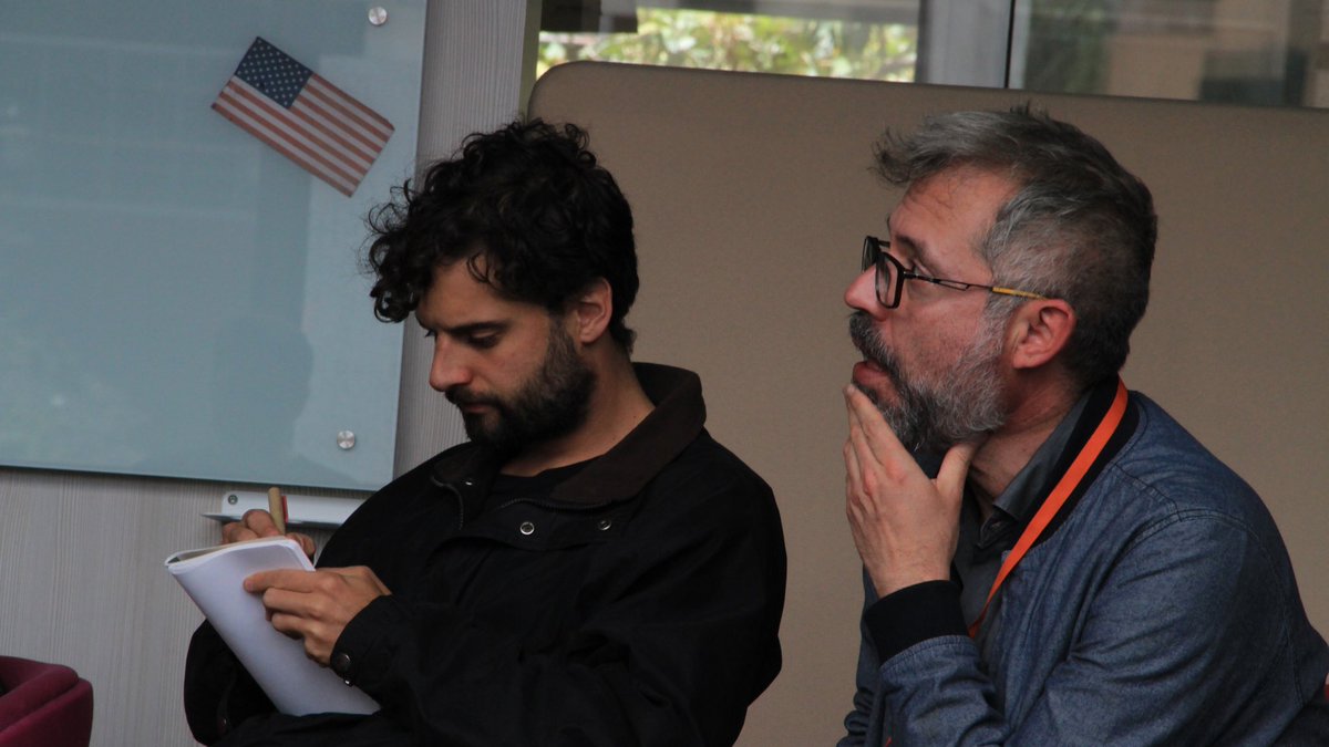 narrarelfuturo's tweet photo. Hoy en el #NewMediaLab contamos con la participación de 3 grandes expertas: @PauliDonoso1, @roslerner y @mar_lizcano 🙋‍♀️💪🏽🎞️.

💬 Dialogaron sobre herramientas para generar narrativas inmersivas y el uso de los nuevos medios como impacto para los contextos sociales. https://t.co/Fi2cgPYlnl