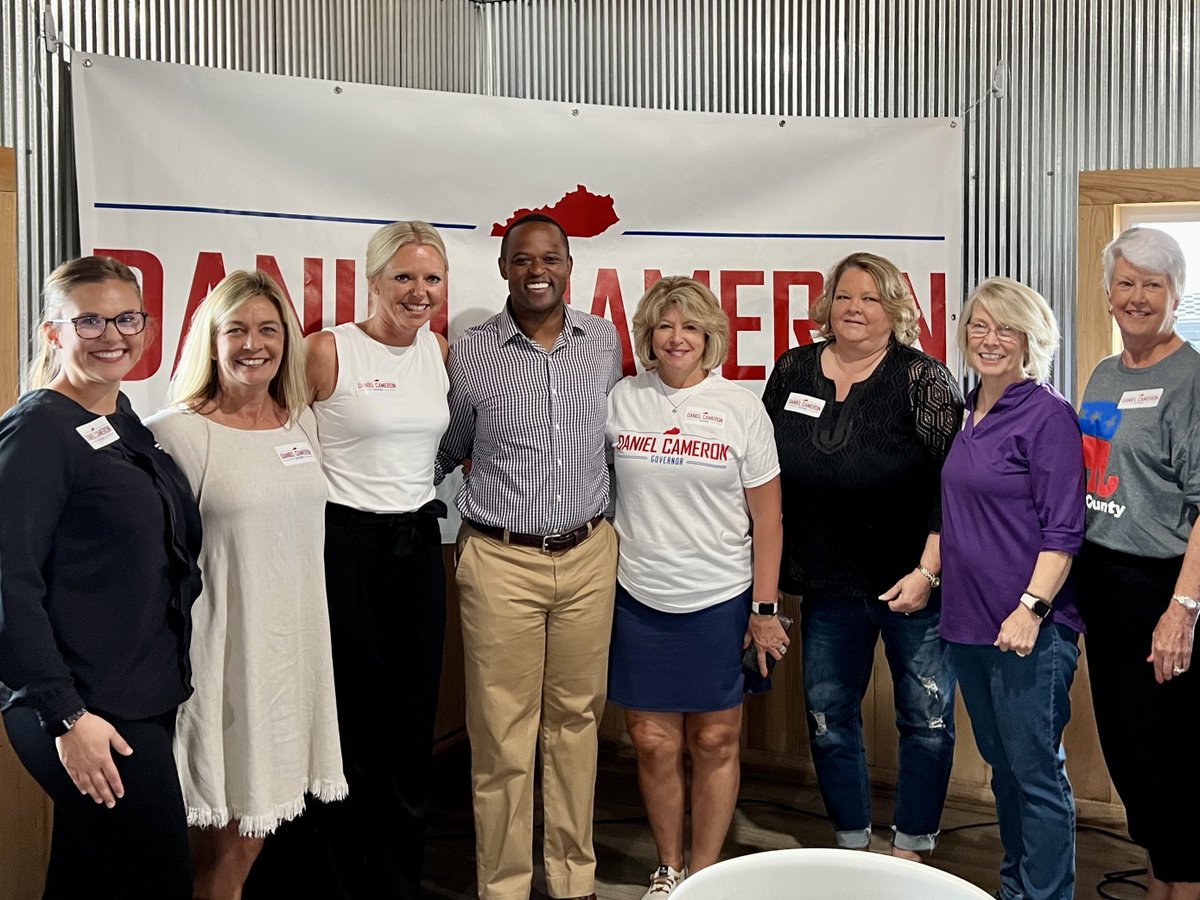 It was great to be in <a href="/JamesComer/">James Comer</a>’s home county at Hog Wild BBQ earlier today. 

Thanks to all the folks in Monroe County who came out to hear my vision for a better and brighter Kentucky. #TeamCameron
