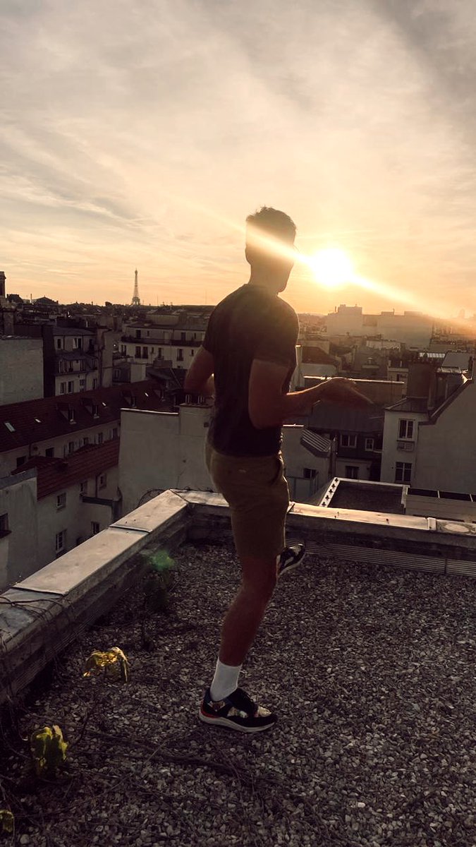 HanruMarais's tweet photo. Je t'aime Paris 🇫🇷 https://t.co/YcGDm6Q8Xs