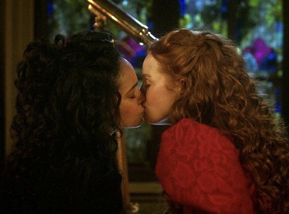 fierstopaz's tweet photo. choni kisses in different timelines #choniweek https://t.co/1G5RUfw4kW