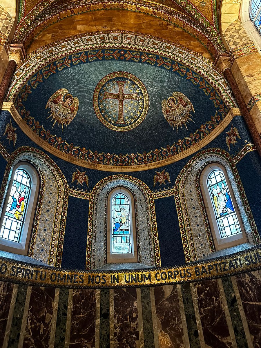 CoTishtash's tweet photo. Many thanks to the wonderful @stefanbednar for singing at our civil ceremony @Fitzroviachapel Really set the tone brilliantly. https://t.co/z3S682kcH9