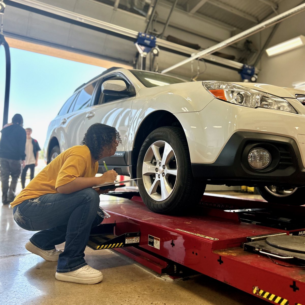 District 21 tweet media