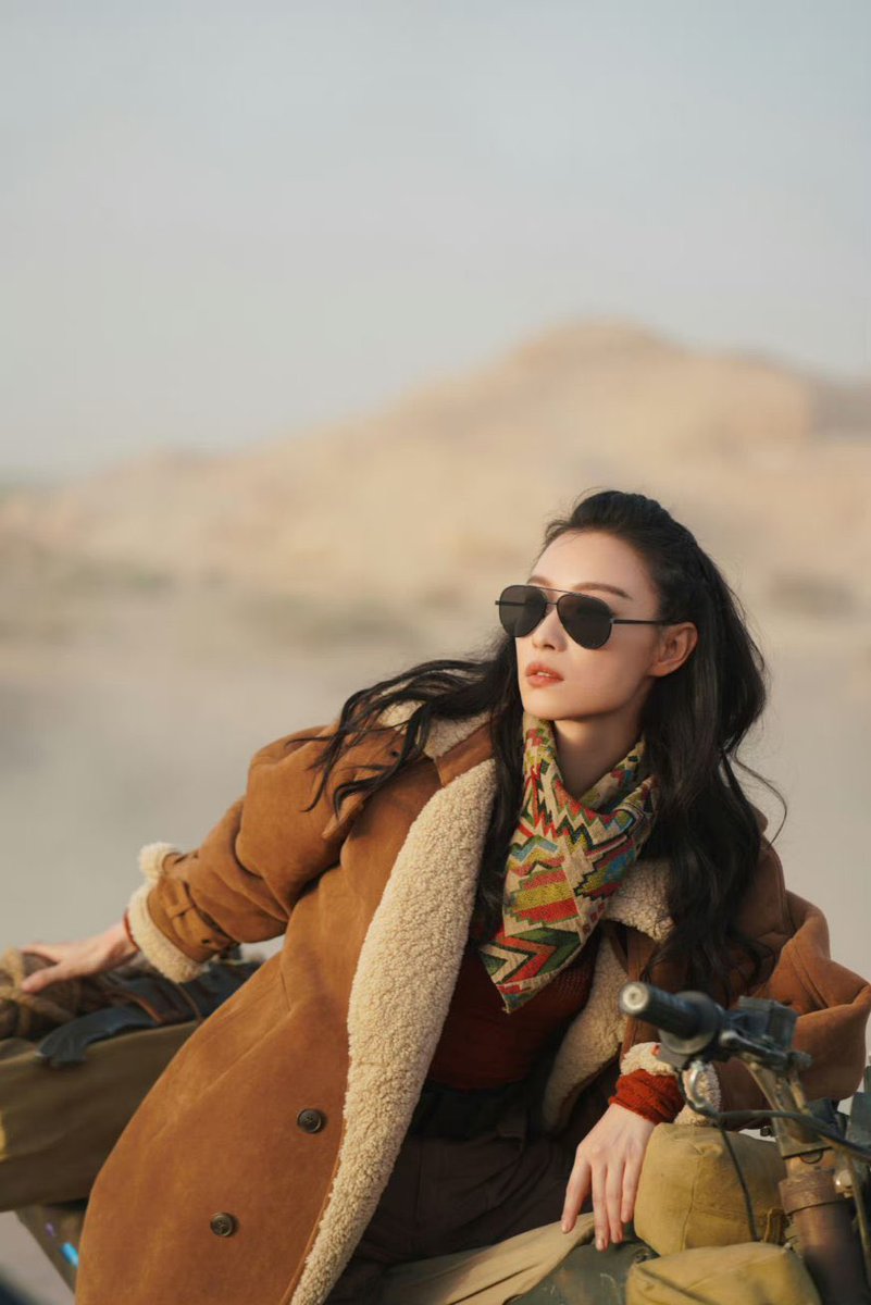 dramateaque's tweet image. D-1 until we’re getting this #NiNi (Hot Girl Summer vers.) 🔥

#WestOutoftheYumen #ParallelWorlds