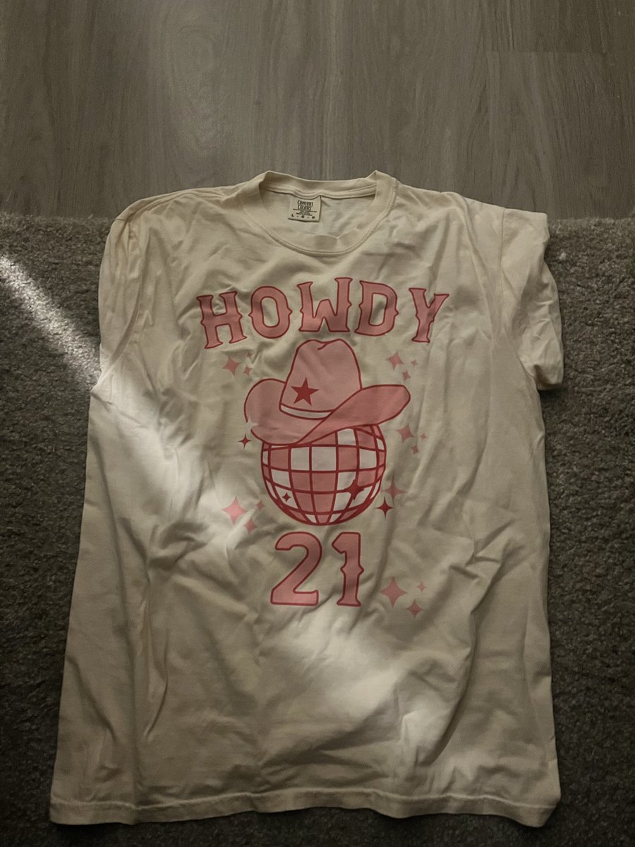 morganlatham9's tweet image. t minus one week 🥂🤭 #21af