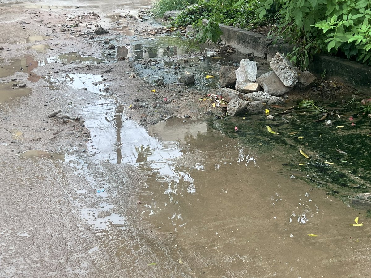developer_ravi's tweet photo. @Mc_Meerpet @CommissionrGHMC @GHMCOnline @BrsSabithaIndra @KTRoffice @KTRBRS  Dasarnarayan Rao colony entrance ! Can someone take action on this ! Thanks https://t.co/6CdgZsubTn