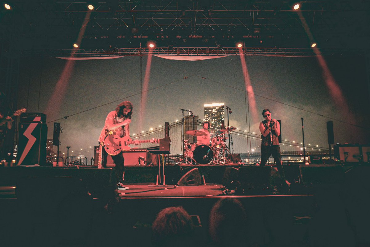 stubrew910's tweet photo. Seeing the Strokes play at the J Crew party tonight was a perfect way to wrap up summer https://t.co/mb0BpaIAP0