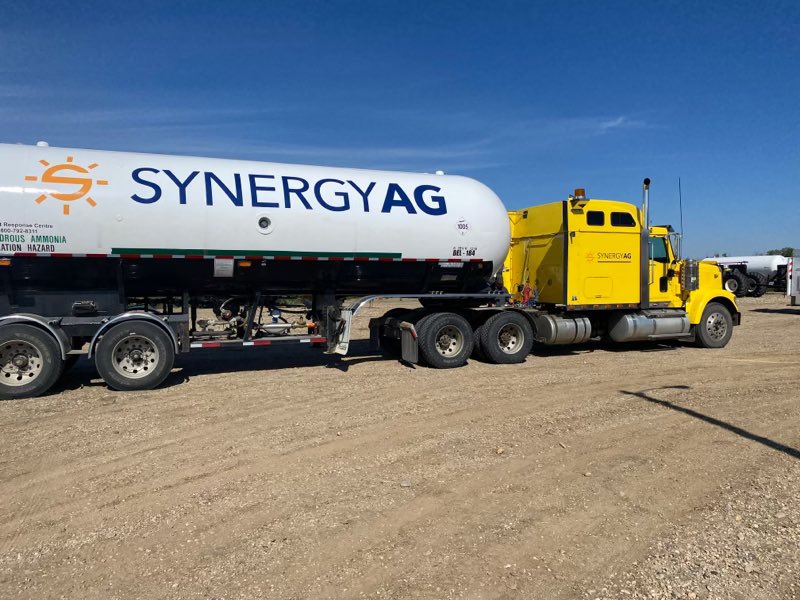 SynergyAG-St.Brieux (@synergyagbrieux) on Twitter photo NH3 equipment will look different for fall! Decals are going on👍 Here’s a sneak peak 
#SynergyAG #rootsyoucancounton NH3 equipment will look different for fall! Decals are going on👍 Here’s a sneak peak 
#SynergyAG #rootsyoucancounton