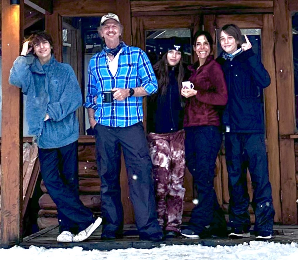 #Compas .. ❄️❄️🔥☀️♥️🌈 Tiempo de compartir tiempo.. Familia, Amigos, mates, café, sol, nieve, refugios, Fuegos.. Tiempo. Más, no se puede pedir.