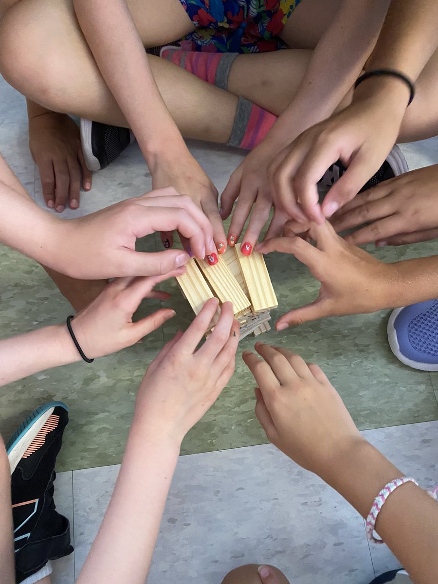 Ms. Klan tweet media